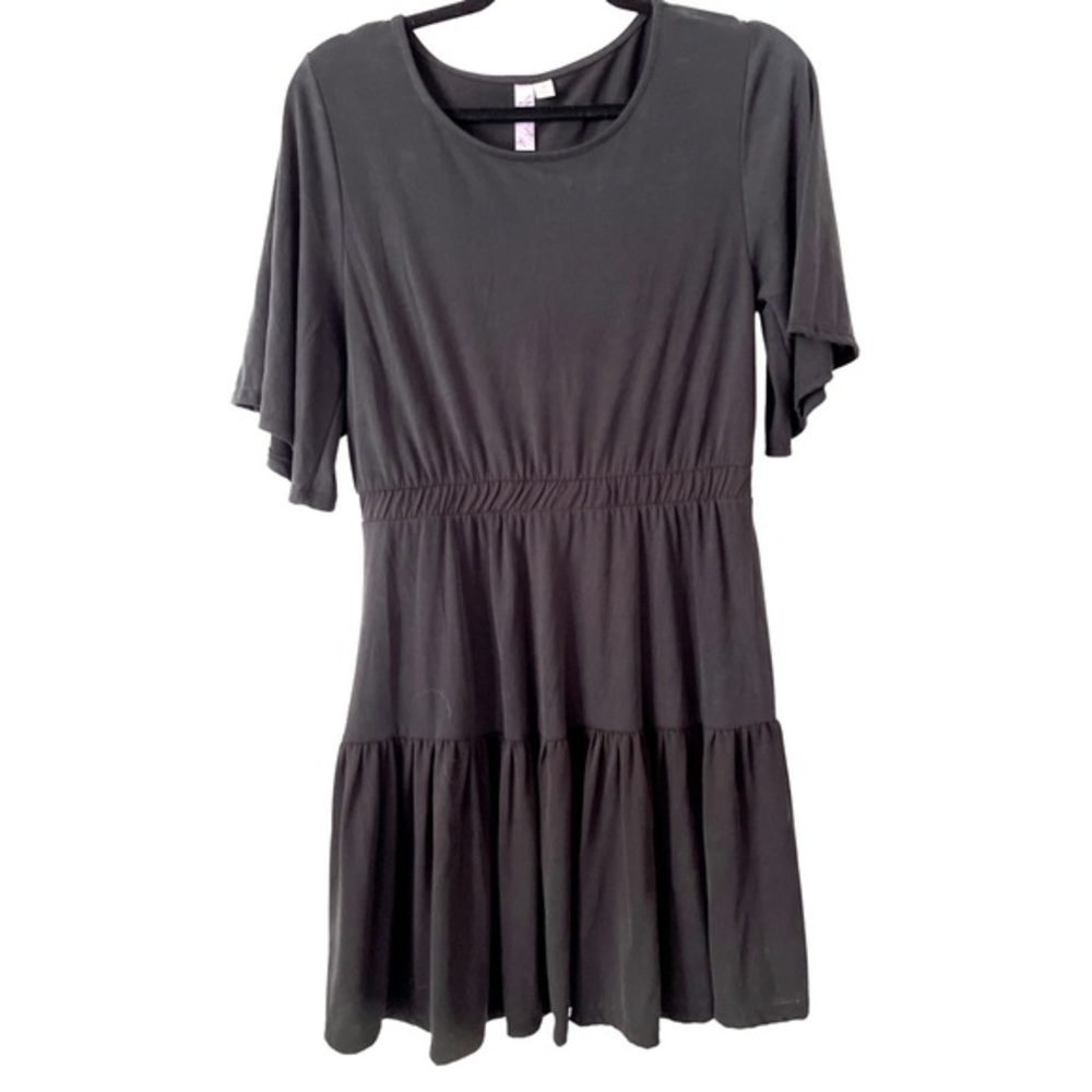 Alya Black Short Sleeve Tiered Dress M